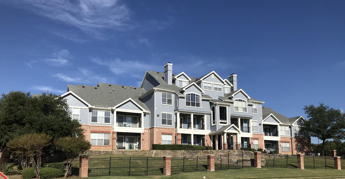 Oxford Park Apartment