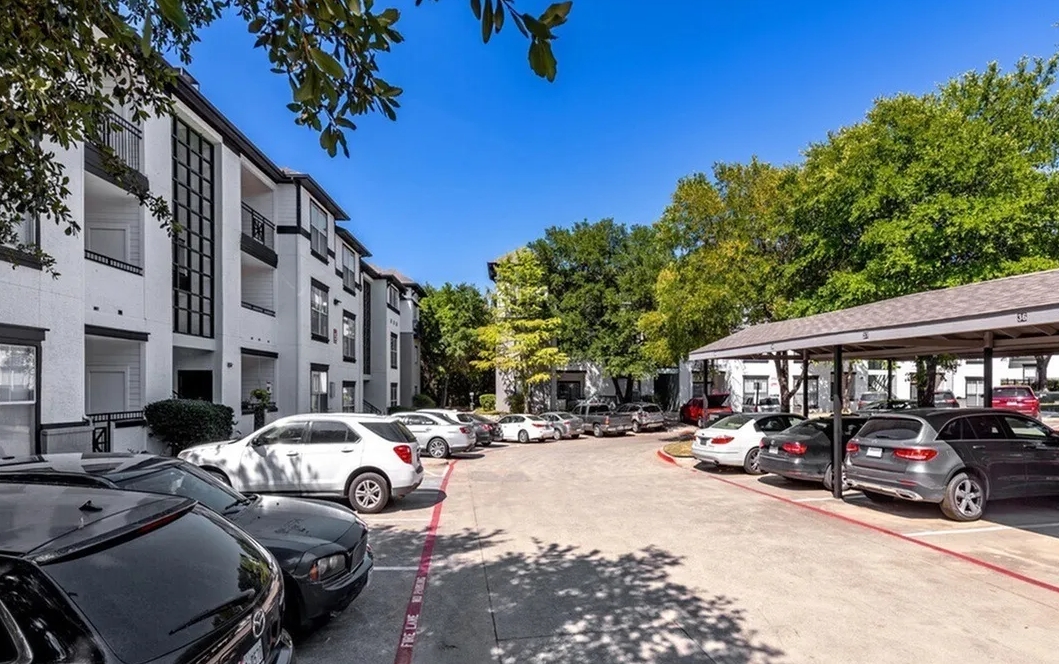 Rise Highland Park - Exterior - Photo 2 of 20