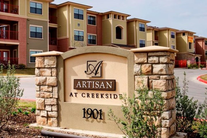 Artisan on the Bluff Apartments