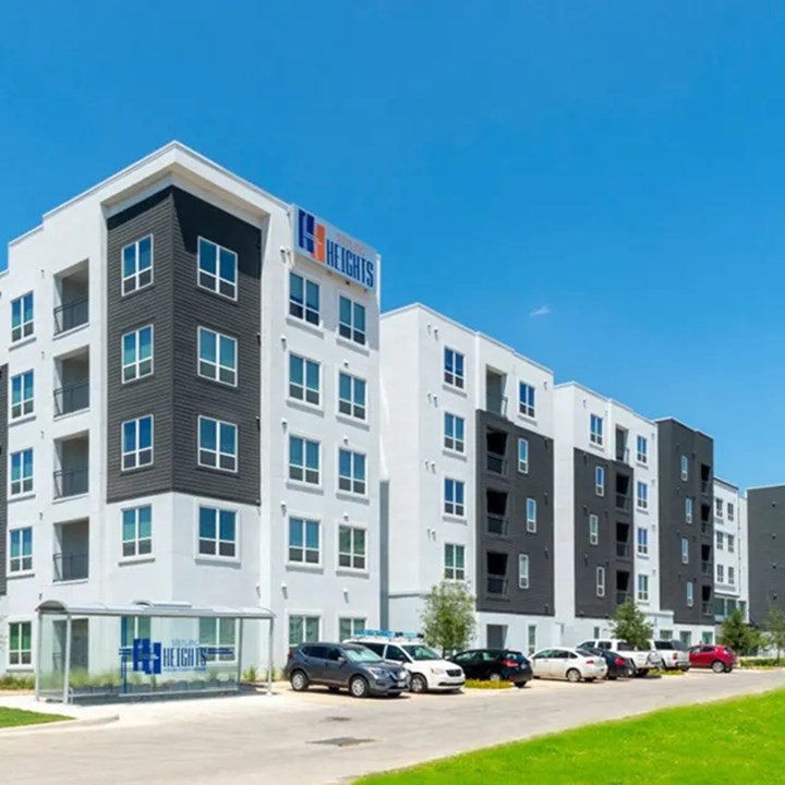 Sterling Heights San Antonio 2618+ for 1, 2, 4 & 5 Beds