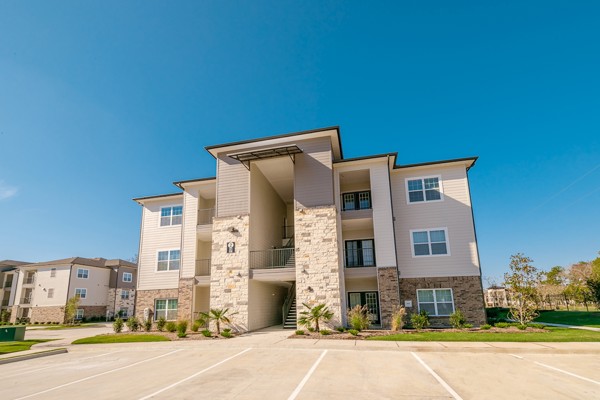 Landmark at Auburn Lakes