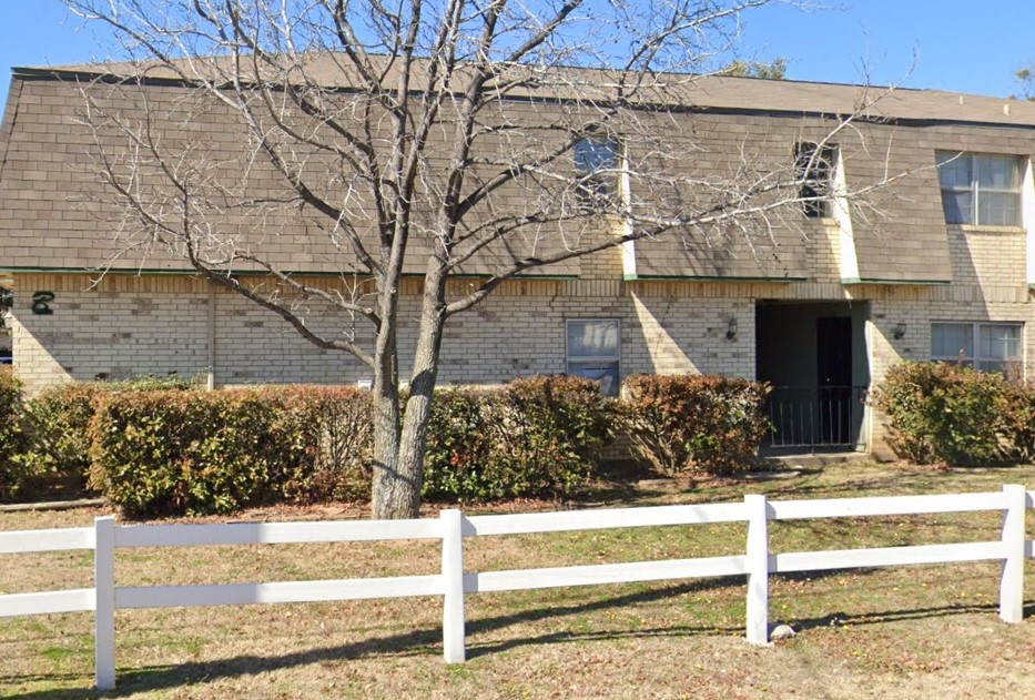 Elizabeth Garden Roanoke 840+ for 1, 2 & 3 Bed Apts