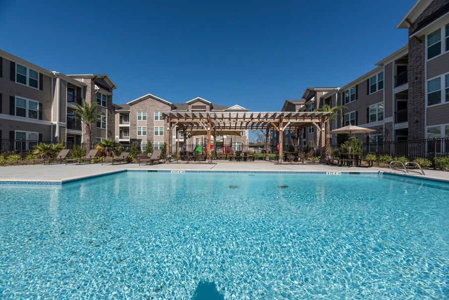 Rutherford Park - Pool - Photo 4 of 25