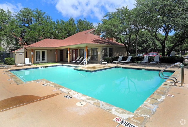 Fielder Crossing Condominiums - Pool - Photo 7 of 28