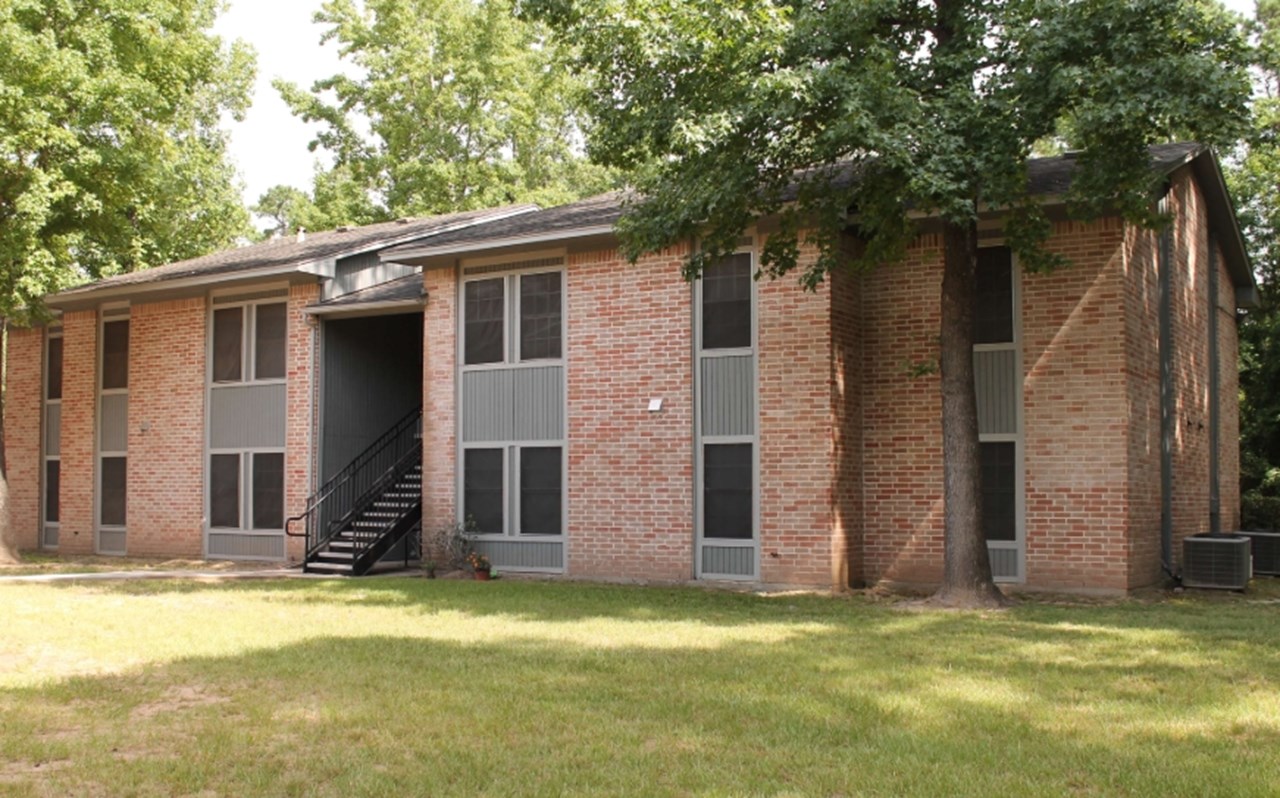 New Caney Oaks - New Caney, TX - Photo 1 of 4