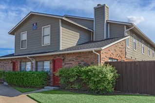 Highpoint Townhomes Plano Texas