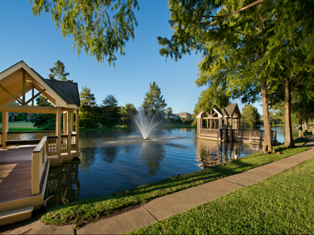 Foundations at Edgewater Apartment