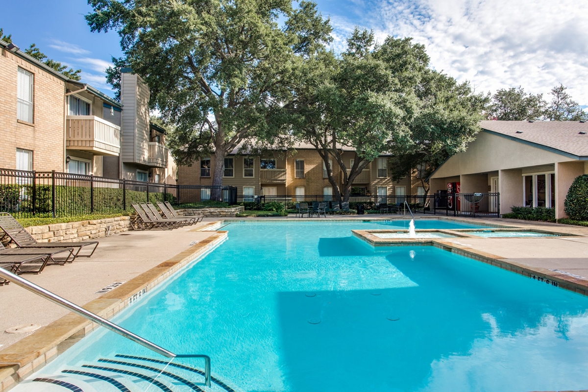 Village Chase - Pool - Photo 2 of 8