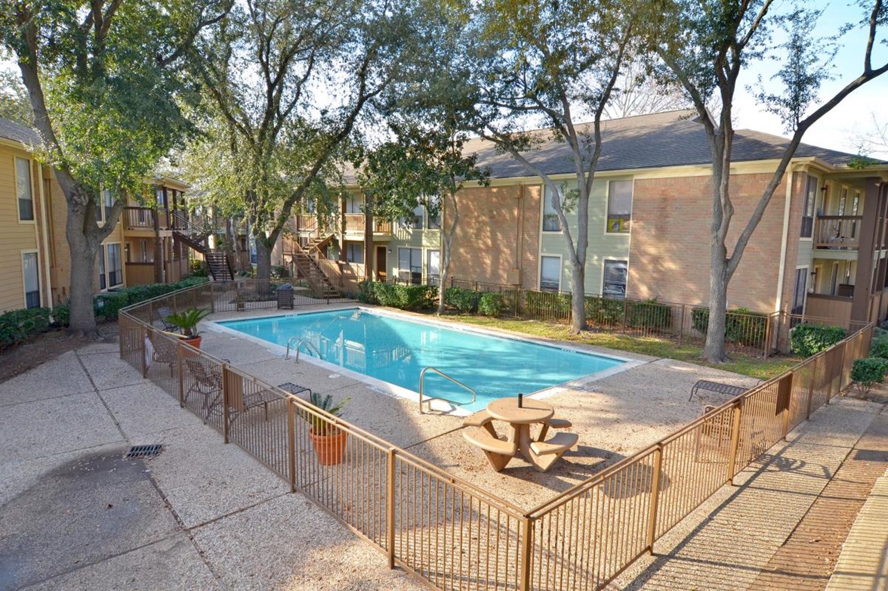 Pavilion Place - Houston, TX - Photo 1 of 35