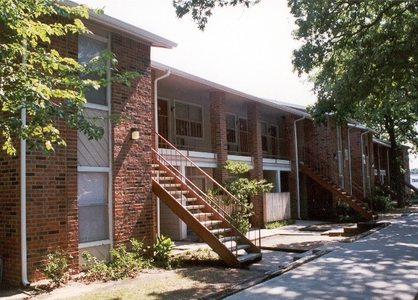 Shadow Brook Apartment