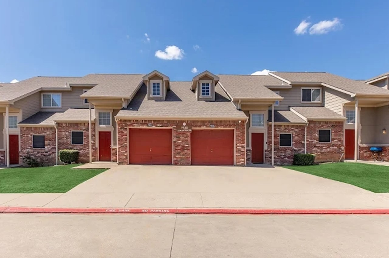 Sycamore Pointe - Fort Worth, TX - Photo 1 of 28