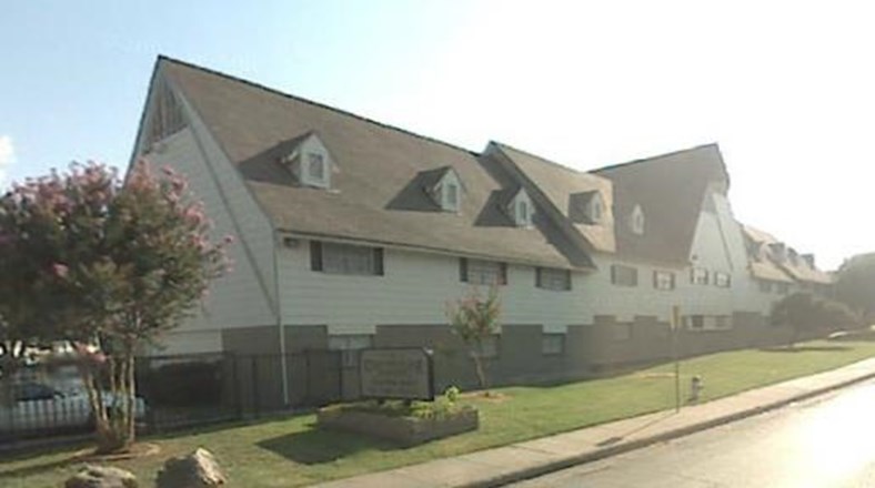 Courtney Place Apartments