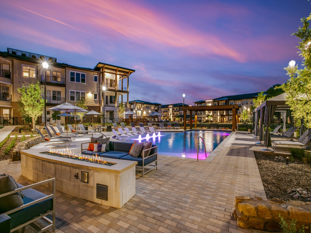 Zenith - Pool - Photo 7 of 33