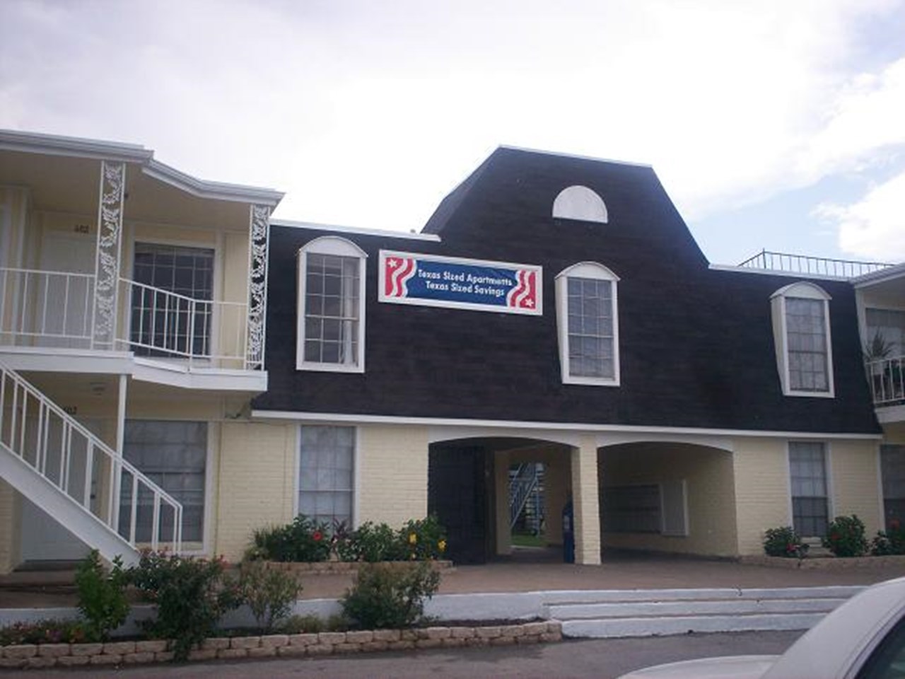 Westbury Manor - Houston, TX - Photo 1 of 6