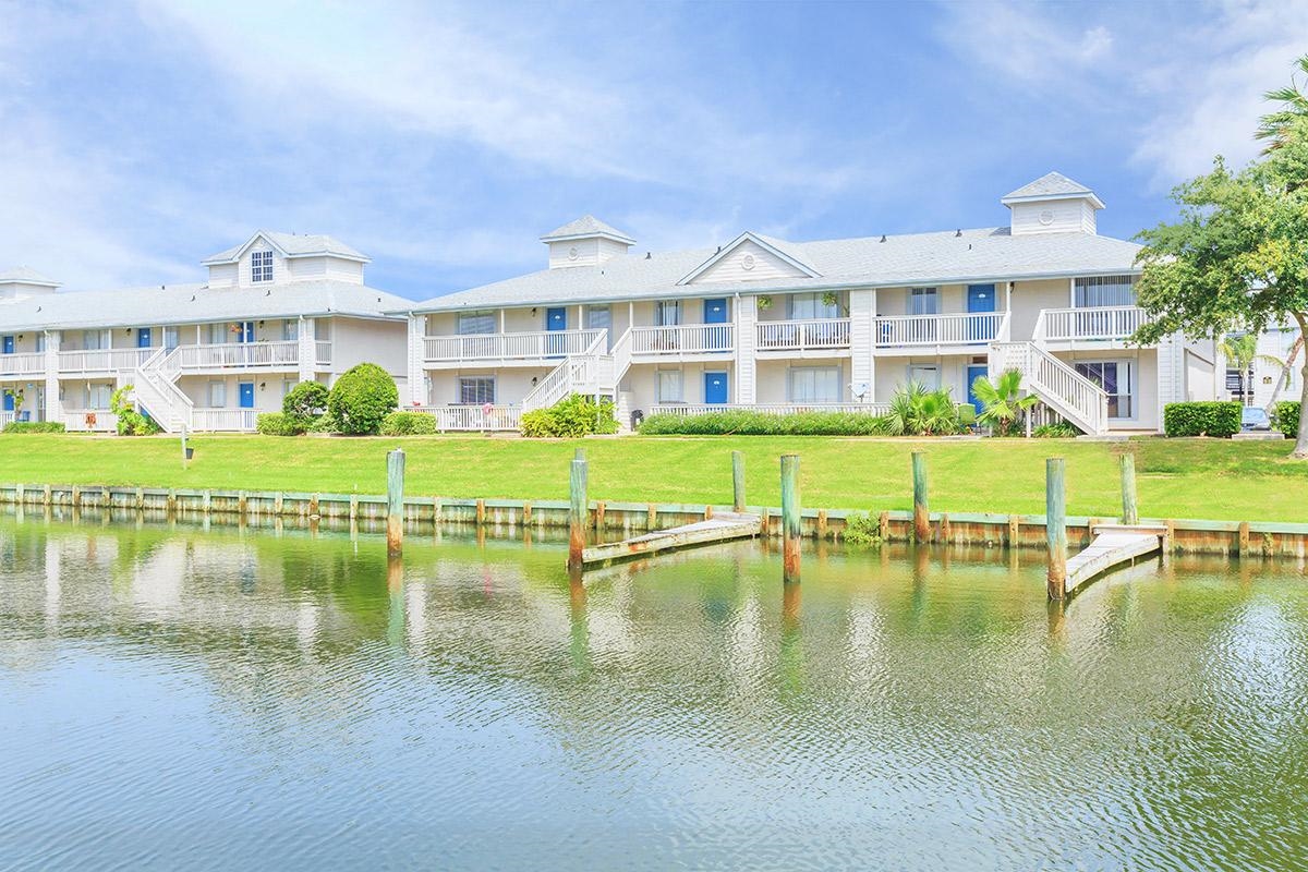 Island Bay Resort Galveston 1000+ for 1 & 2 Bed Apts