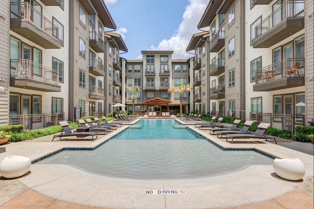 Park 5940 MD - Dallas, TX - Photo 1 of 52