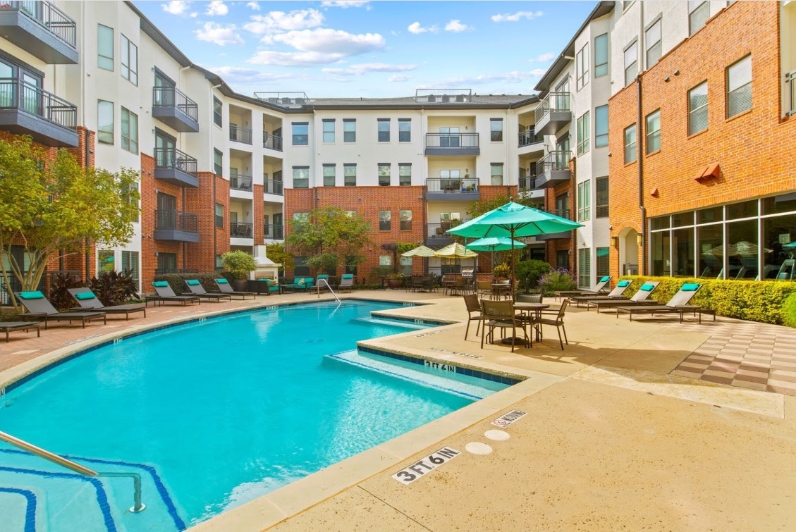 MAA Eastside Richardson 1455+ for 1 & 2 Bed Apts
