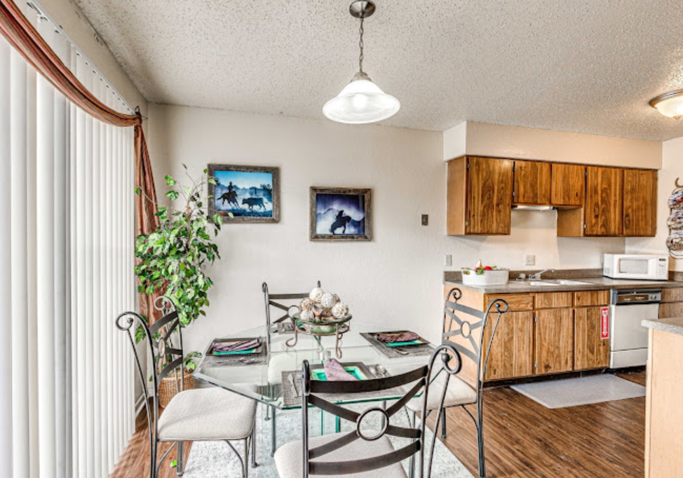 Chisholm Trail - Dining/Kitchen - Photo 6 of 11