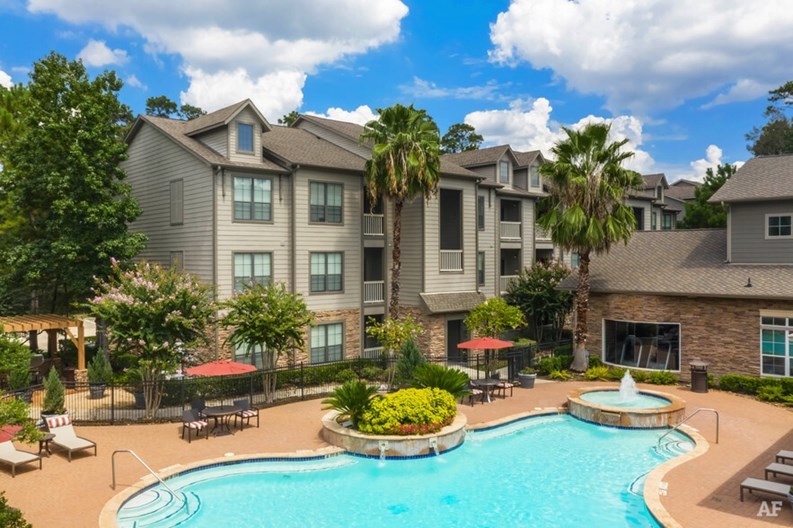 Stone Creek at the Woodlands Apartments