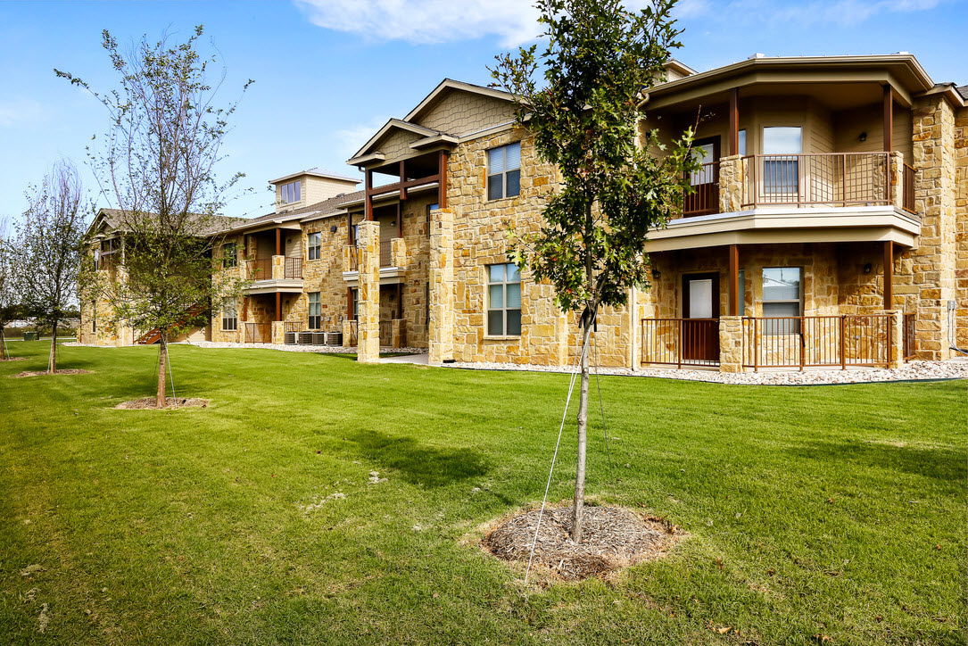 Olympus Willow Park Weatherford 1358+ for 1, 2, 3 & 4 Beds