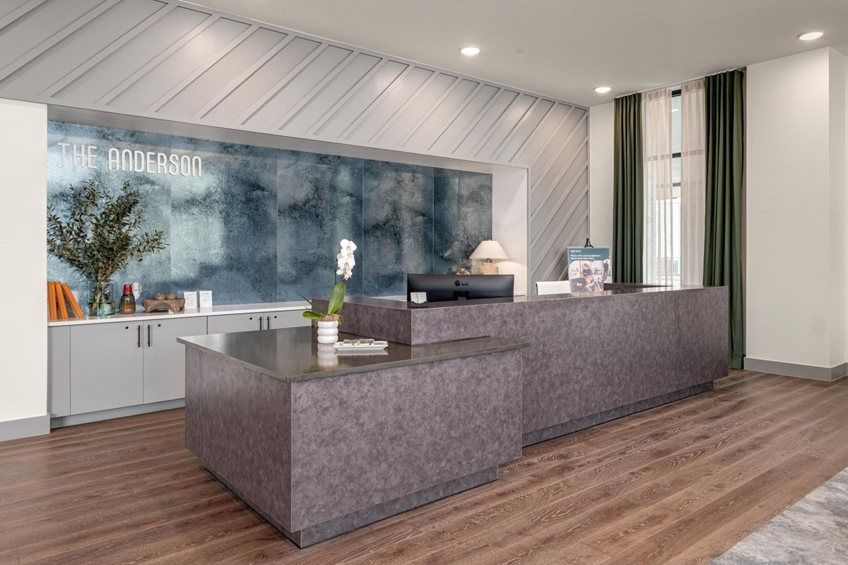 Anderson - Lobby - Photo 3 of 20