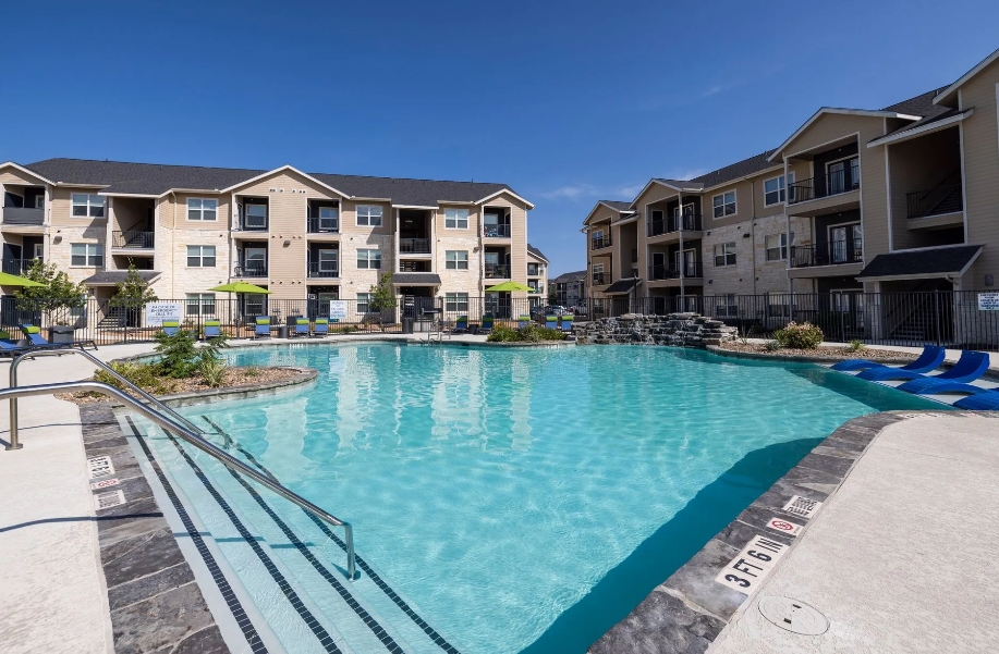 Clear Springs - Exterior - Photo 3 of 27