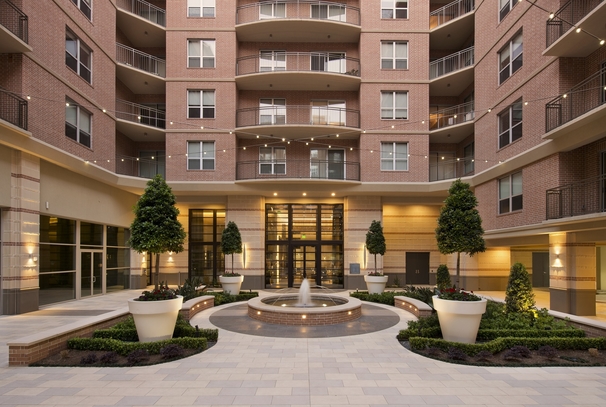 William Tanglewood - Exterior - Photo 2 of 28