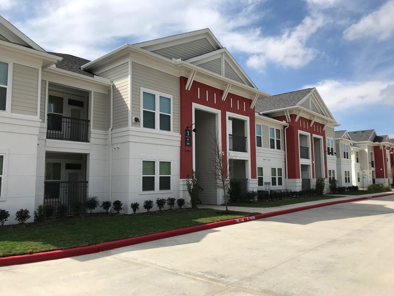 Chapman Crossings - Houston, TX - Photo 1 of 6