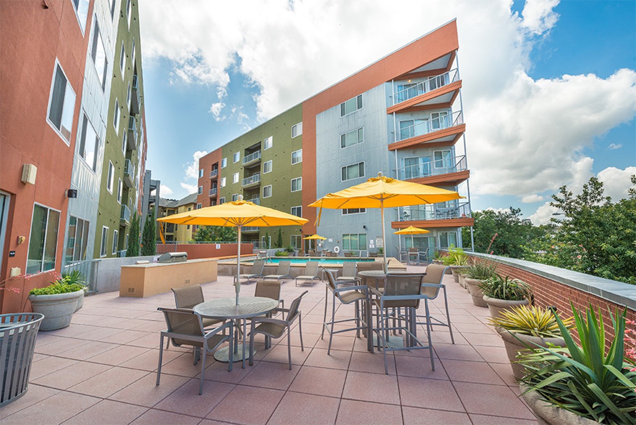 Venue on Guadalupe - Lounge - Photo 4 of 10