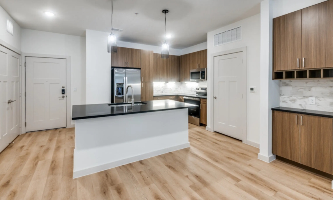Burnett Lofts at Bishop Ridge - Dining/Kitchen - Photo 8 of 18