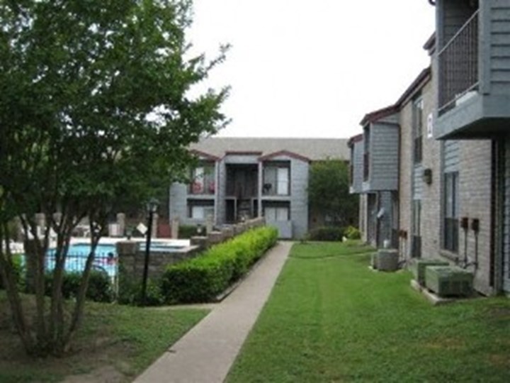 Ashford Costa Perla Austin 1139+ for 1 & 2 Bed Apts