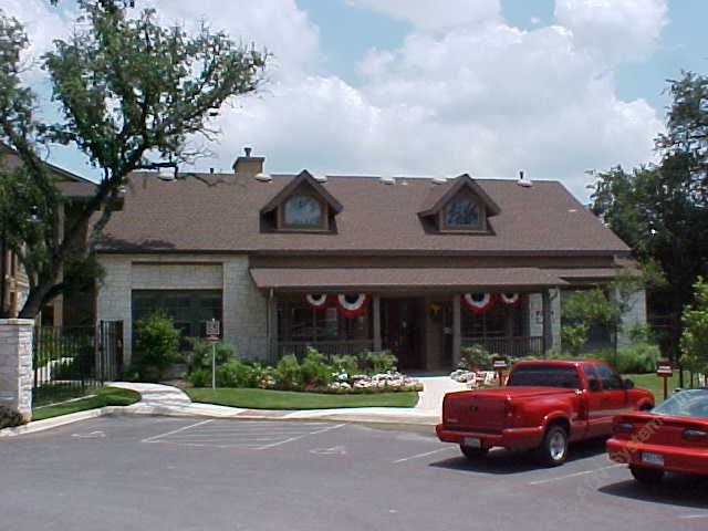 Arboretum Apartment