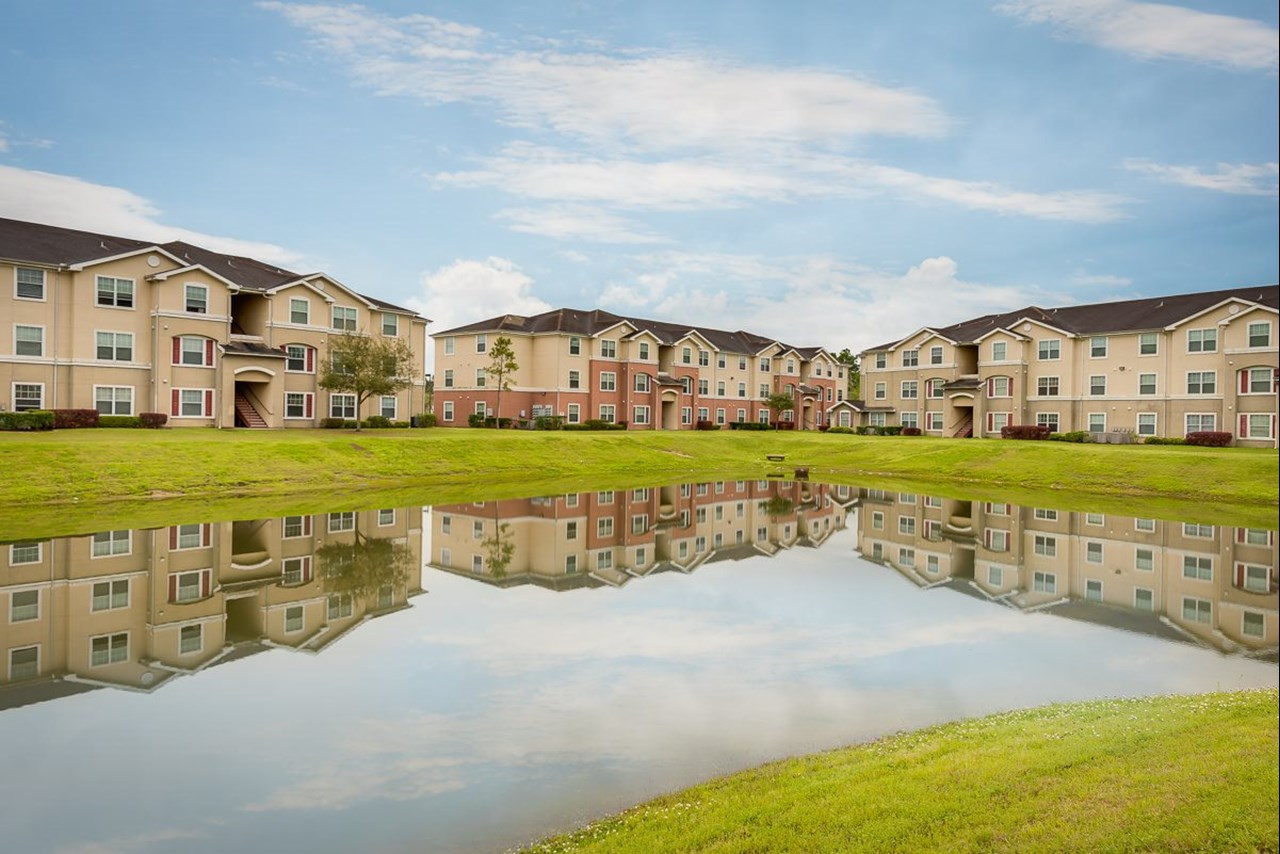 Kimberly Pointe - Houston, TX - Photo 1 of 24