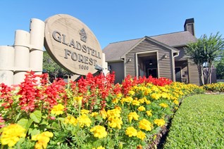 Gladstell Forest Apartments Conroe Texas