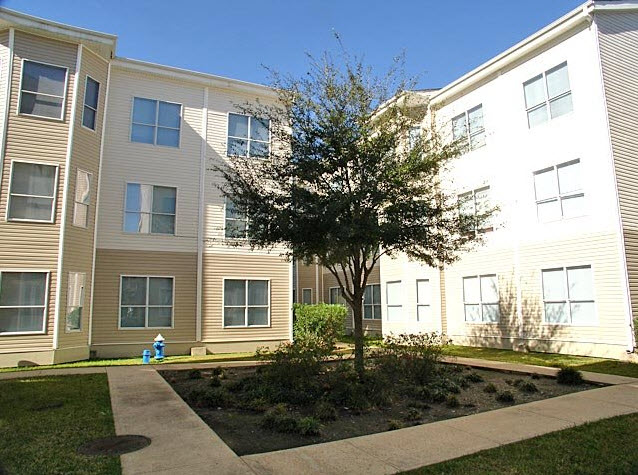 Catalina Village Apartment