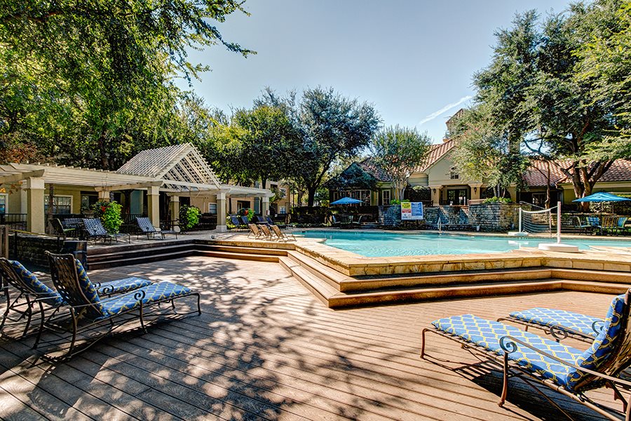 Round Grove in Lewisville, TX View Photos, Floorplans & Pricing