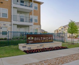 Biltmore at the Park Apartments Pflugerville Texas
