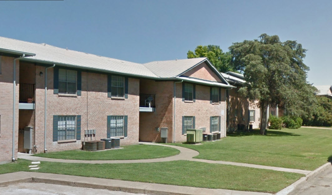 Williamsburg Corsicana 775+ for 1 & 2 Bed Apts