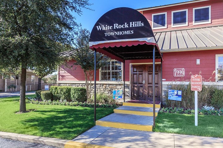 White Rock Hills Apartments