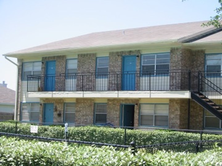 Gatewood Village Apartments