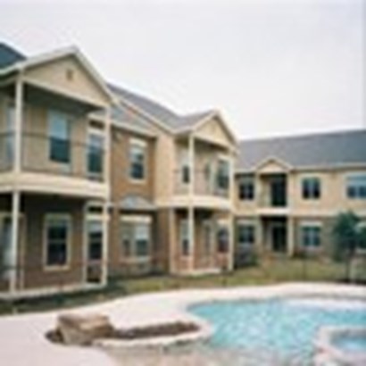 Oxford at Estonia Apartments