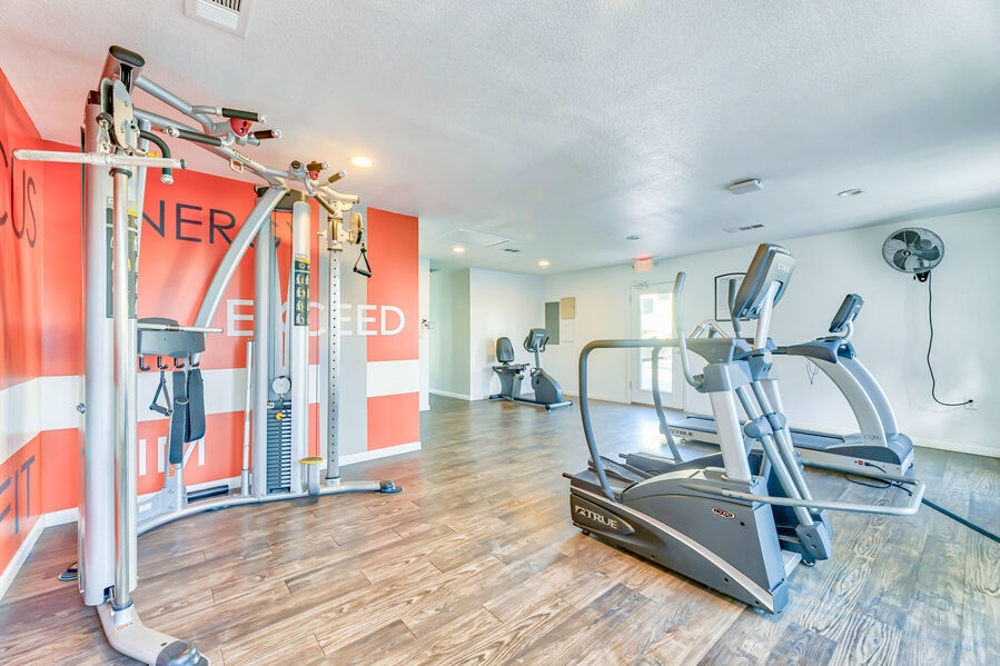 Lockwood Heights - Fitness - Photo 8 of 27