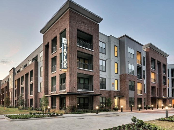 Taylor Heights Houston 1612+ for 1 & 2 Bed Apts