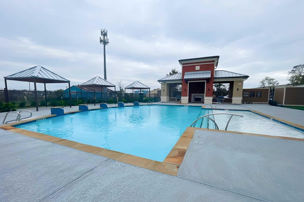 OST Lofts - Pool - Photo 4 of 8