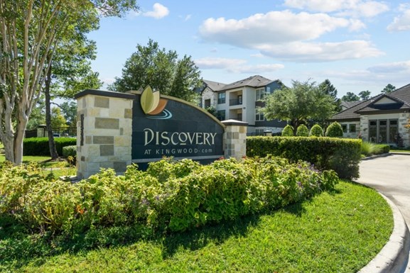 Discovery at Kingwood Apartments