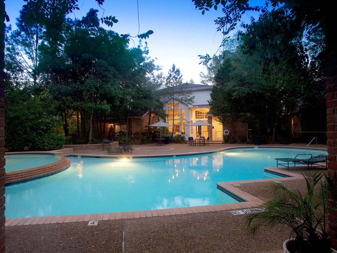 Park on Memorial Apartment