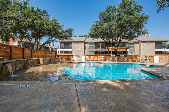 Residence on Lamar II Apartment