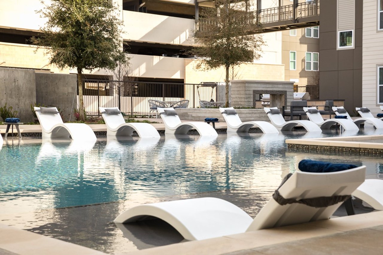 Lux on Main - Carrollton, TX - Photo 1 of 29
