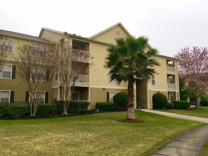 Kenwood Club at the Park - Exterior - Photo 4 of 19