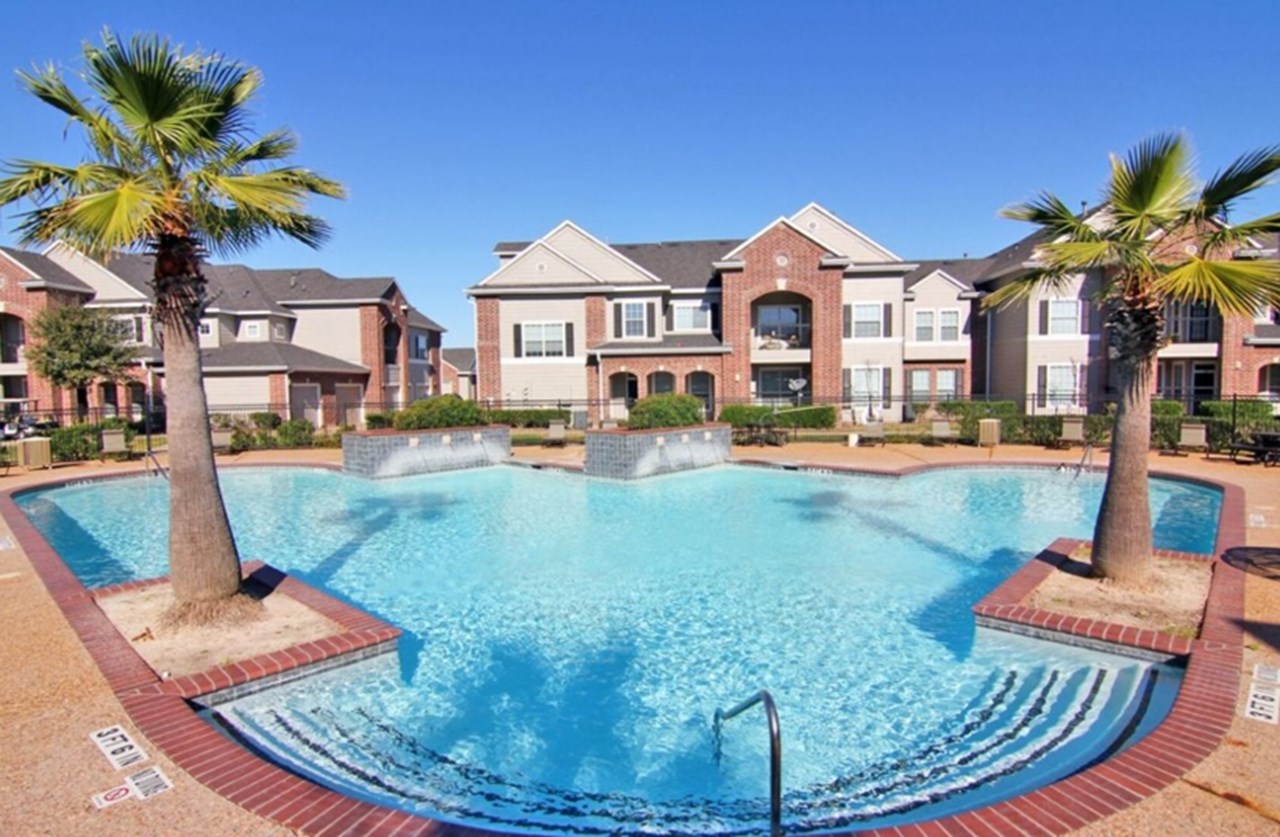 Pinnacle - Houston, TX - Photo 1 of 22